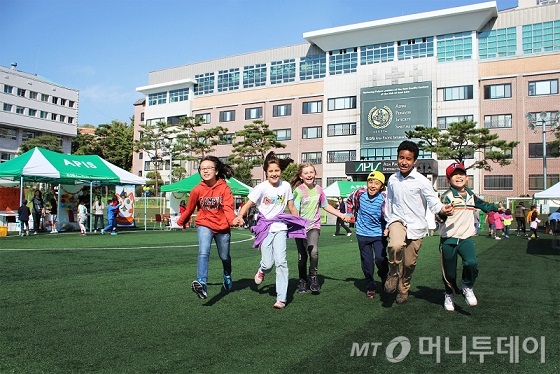 아시아퍼시픽국제외국인학교 이미지