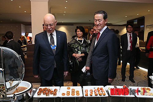 클라우스 이미지
