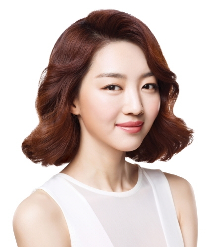 장희진 스킨케어 이미지