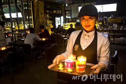 탐앤탐스(외부) 이미지