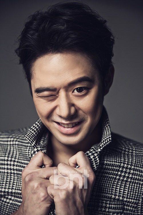 사진작가 섭외가 신의 한수였던 신문사 클라스 ㄷㄷㄷㄷㄷ.JPG | 인스티즈