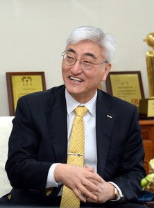 선박전자통신 이미지