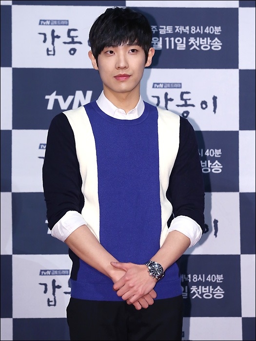 이준엔터테인먼트 이미지