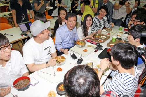서울시립대학교구내식당 이미지