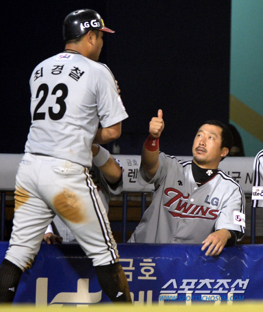 엄지 이미지