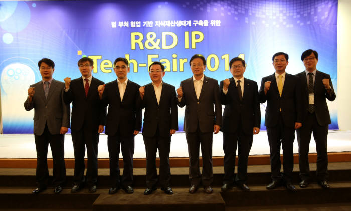 더케이테크 이미지