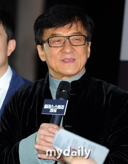 진조명 이미지