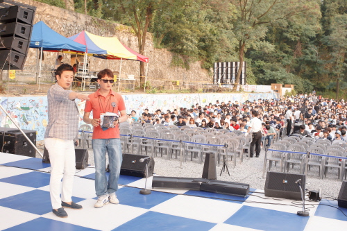 CM 엔터테인먼트 이미지