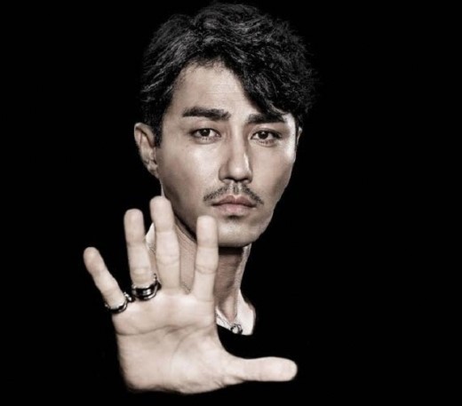 아이노아남성 이미지