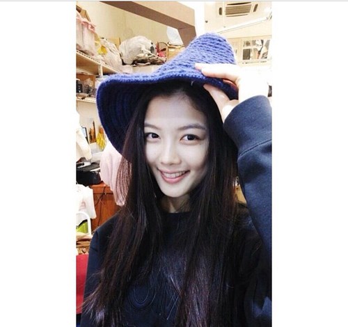 머리하는마녀 이미지