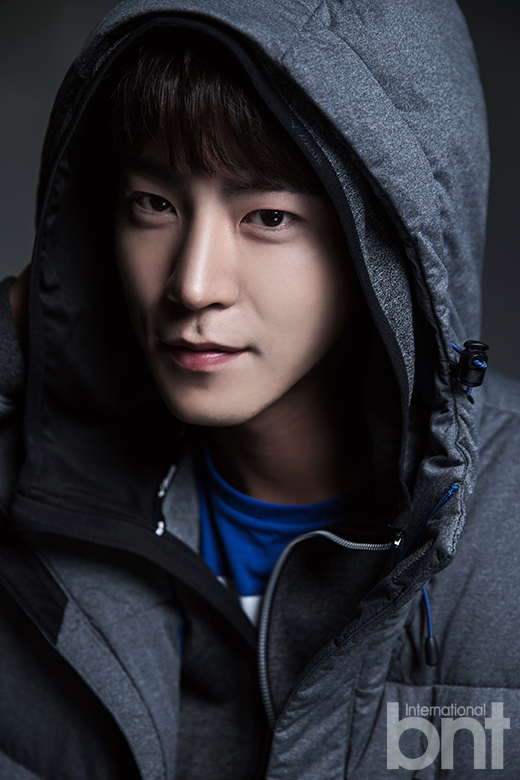 사진작가 섭외가 신의 한수였던 신문사 클라스 ㄷㄷㄷㄷㄷ.JPG | 인스티즈