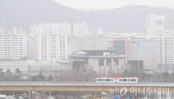 중국이 폭죽놀이하면서 우리나라에 미세먼지 수치가 '1000'넘었던 날....jpg | 인스티즈