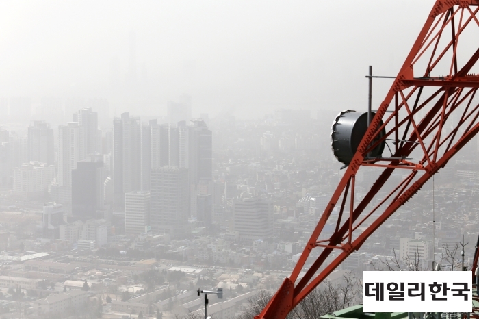 중국이 폭죽놀이하면서 우리나라에 미세먼지 수치가 '1000'넘었던 날....jpg | 인스티즈