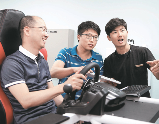 지구인력개발 이미지