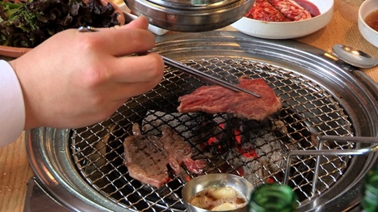 옹기종기푸줏간 이미지