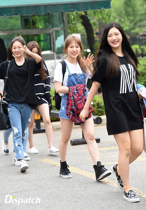 봄봄봄 이미지