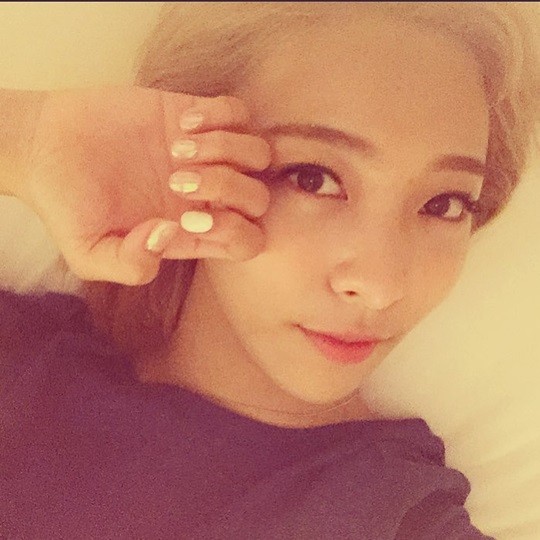 루나네일 이미지