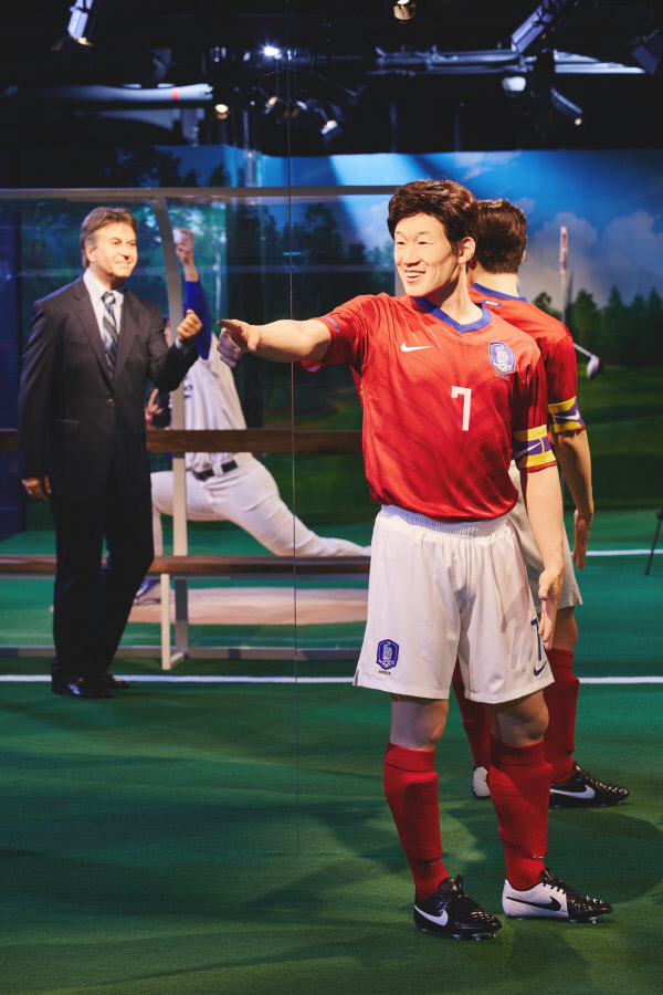 진심 누가 만들었는지 최악의 연예인 밀랍인형.jpg 정말 화난다!!!!! | 인스티즈