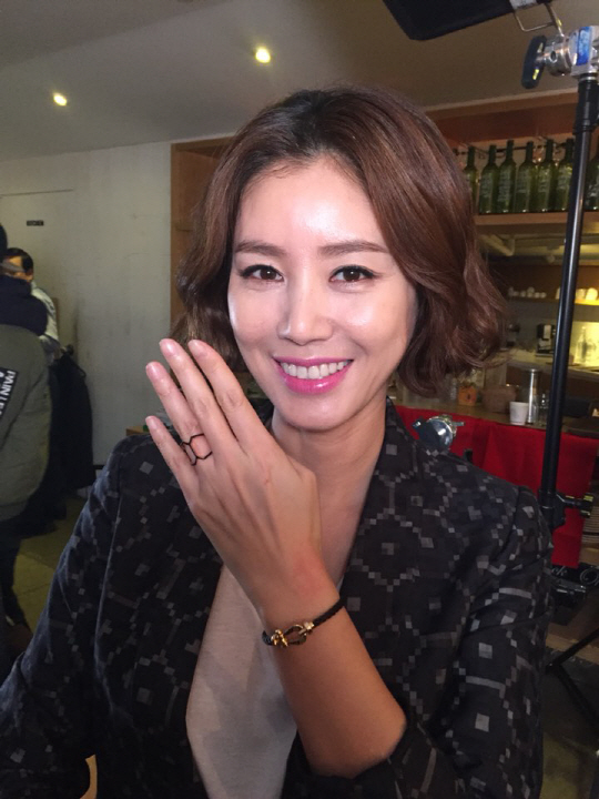 꽃레나 이미지