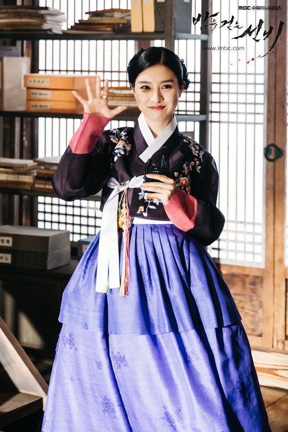 밤을 걷는 선비 이미지