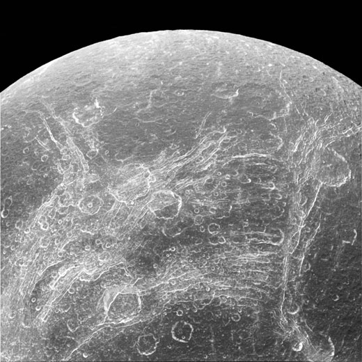 디오네(Dione) 이미지
