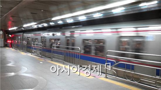 유진컴 이미지