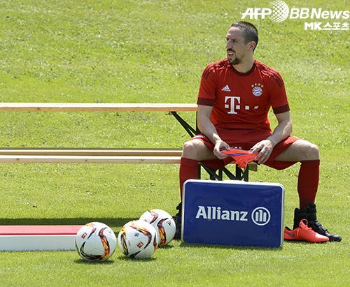 리베리가 2015-16 독일 분데스리가 공식 사진 촬영을 기다리고 있다. 사진(독일 뮌헨)=AFPBBNews=News1