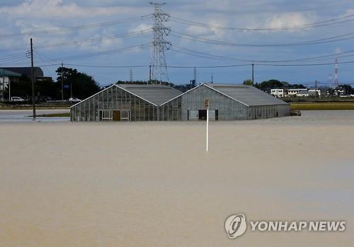기누가와가 범람한 이바라키현 소조시의 모습(AP.연합뉴스)