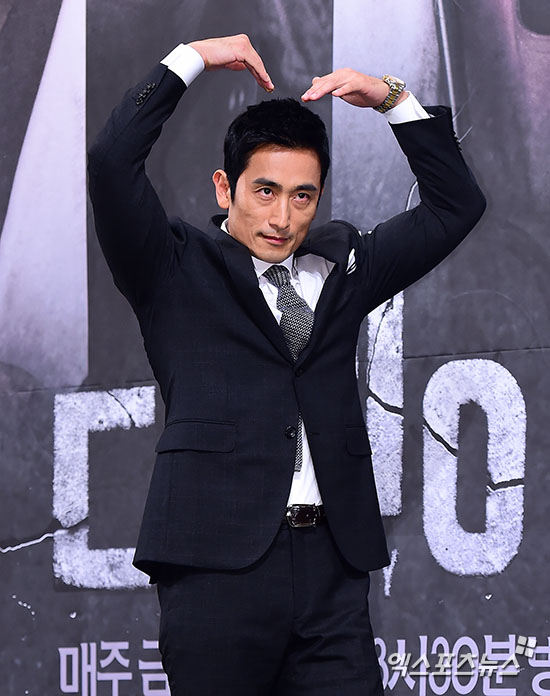 너의 두개골을 이렇게 쪼개버리겠어.jpg-에미넴 아님 | 인스티즈