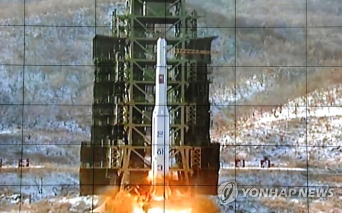 북한 장거리 로켓 발사(AP=연합뉴스 자료사진)