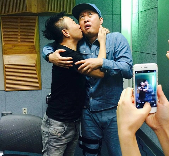 하와수와 같이 2주간 유럽여행 vs 하연수와 같이 2박3일 제주도 여행.jpg | 인스티즈