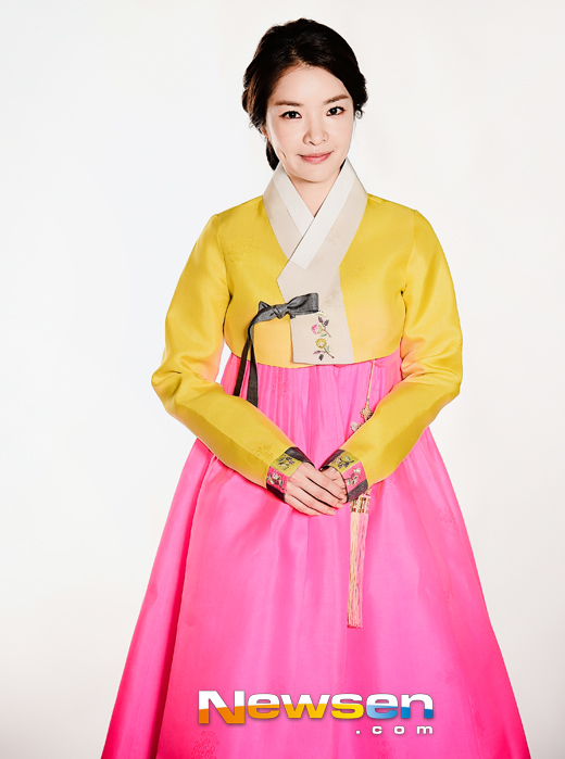 이지현한복 이미지