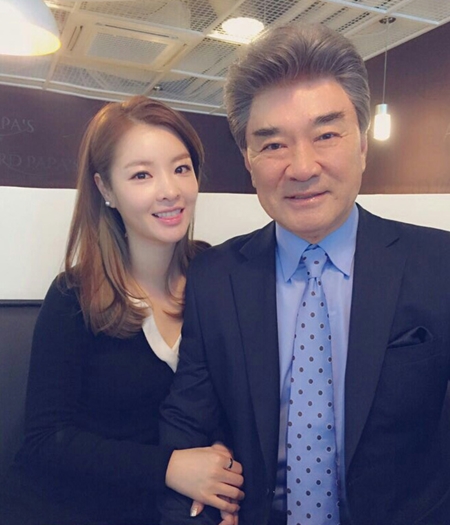 이지현한복 이미지