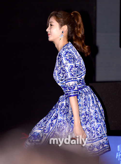 오늘자 성유리 | 인스티즈