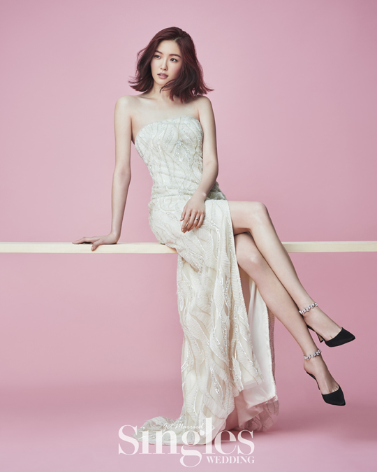 이미지때문에 저평가 받지만 일반인들 사이에선 외모 상위 10%안에 들듯.jpg | 인스티즈
