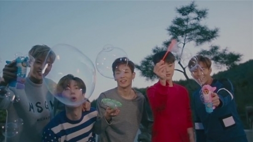 유니크뮤직 이미지