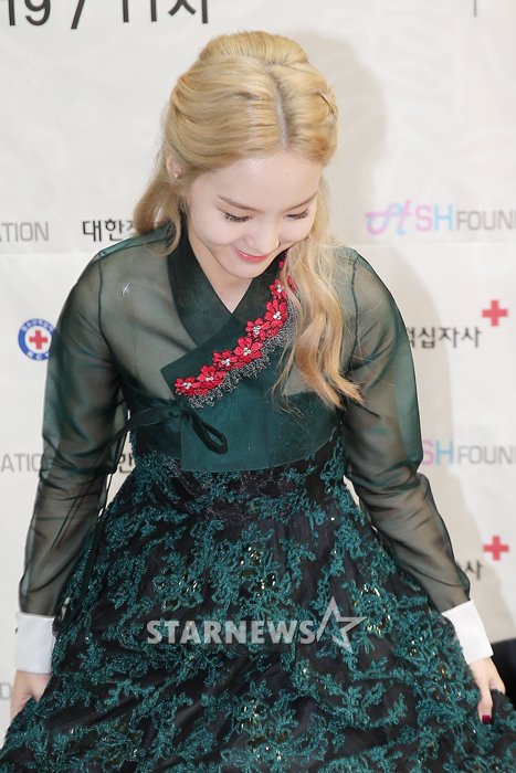 아리따운 이미지