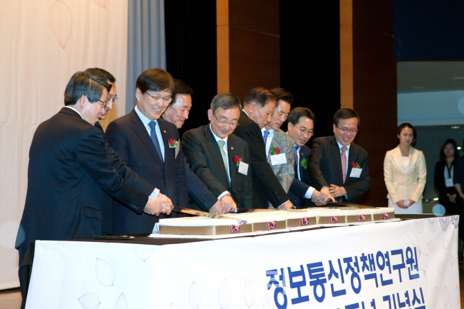 열린정보통신 이미지