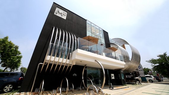 고유에프엔비 이미지