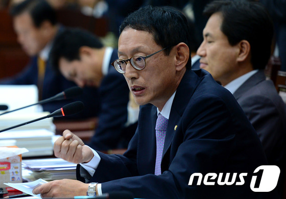與 "농민 중태, 물대포 아닌 시위대 청년 때문일수도" | 인스티즈