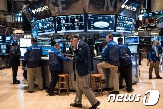 중국 엎친데 유가 덮친 세계증시, '약세장' 진입 - 뉴스1