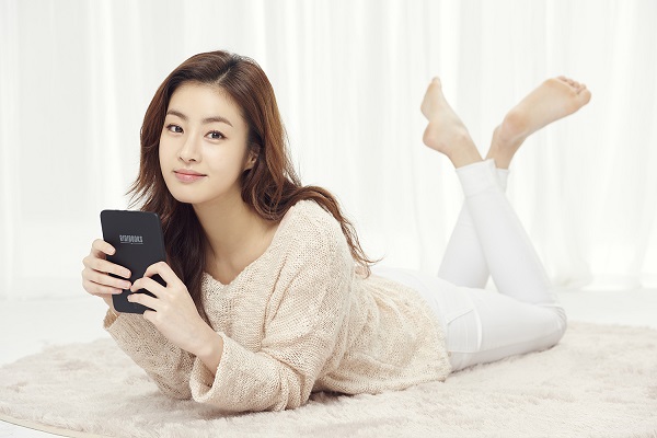 강소라, '리디북스' 새 얼굴로 '전속 계약'…