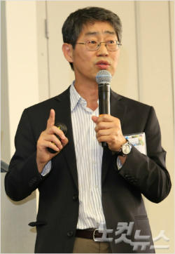 김성기 IBS 뇌과학이미징연구단장(성균관대 글로벌바이오메디컬엔지니어링학과 교수)