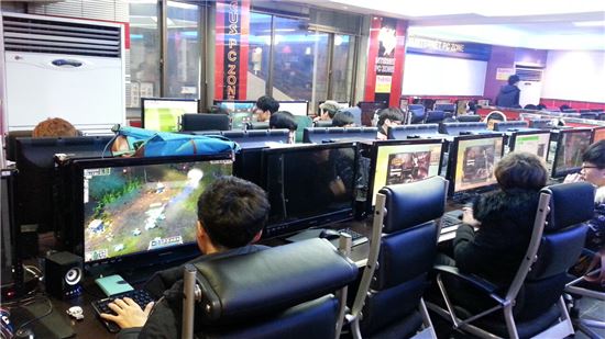 PC방 이미지