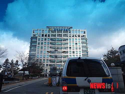 인천 경찰관 간부 2명 20대 女 보며 음란행위 파면·해임 - 뉴시스