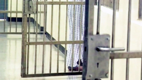 첫 치료감호 연장..