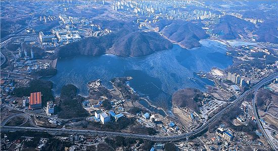 용인시 올해 저수지 3곳 퇴적토 2만톤 준설한다 - 아시아경제