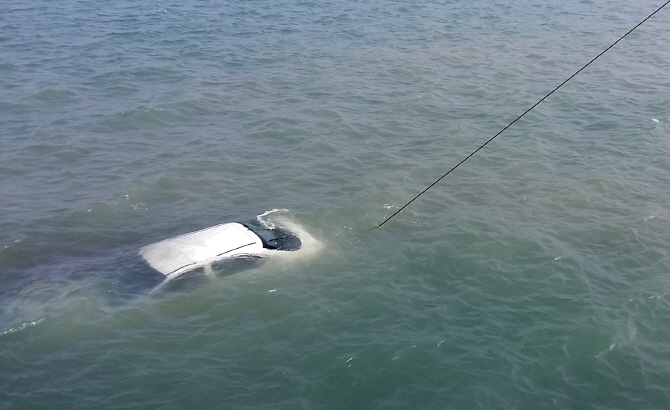 해남 한 선착장서 승용차 바다에 추락.. 남·녀 3명 숨진 채 발견 - 이데일리