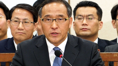 홍윤식 행자부 장관 후보자 청문보고서 채택 - YTN