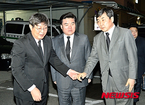 위로 이미지